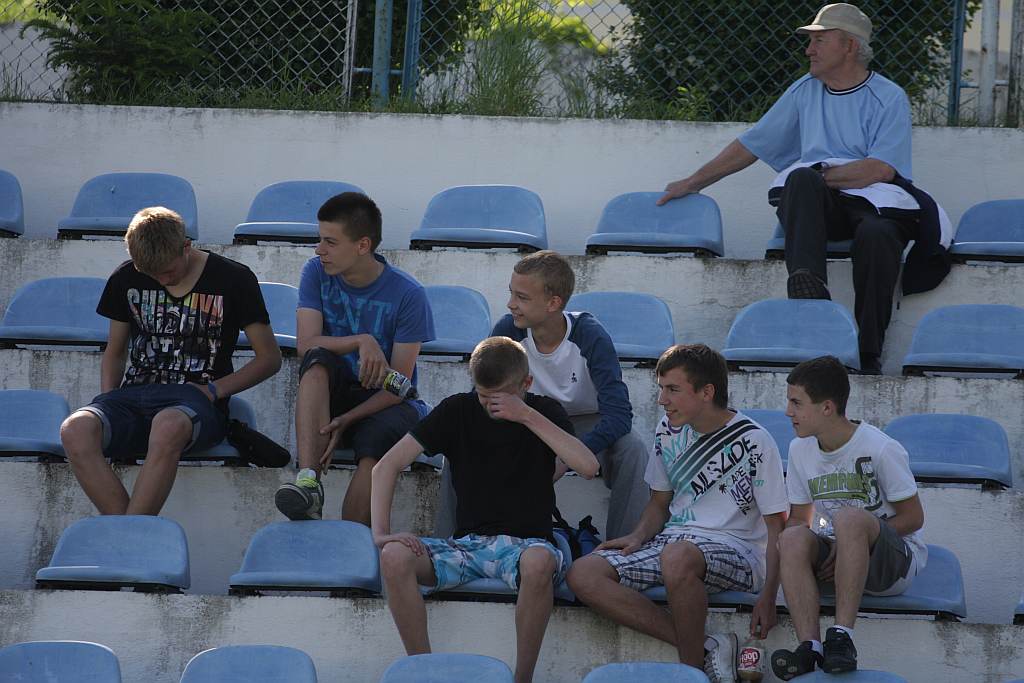 KS Konfeks Legnica - AKS Strzegom