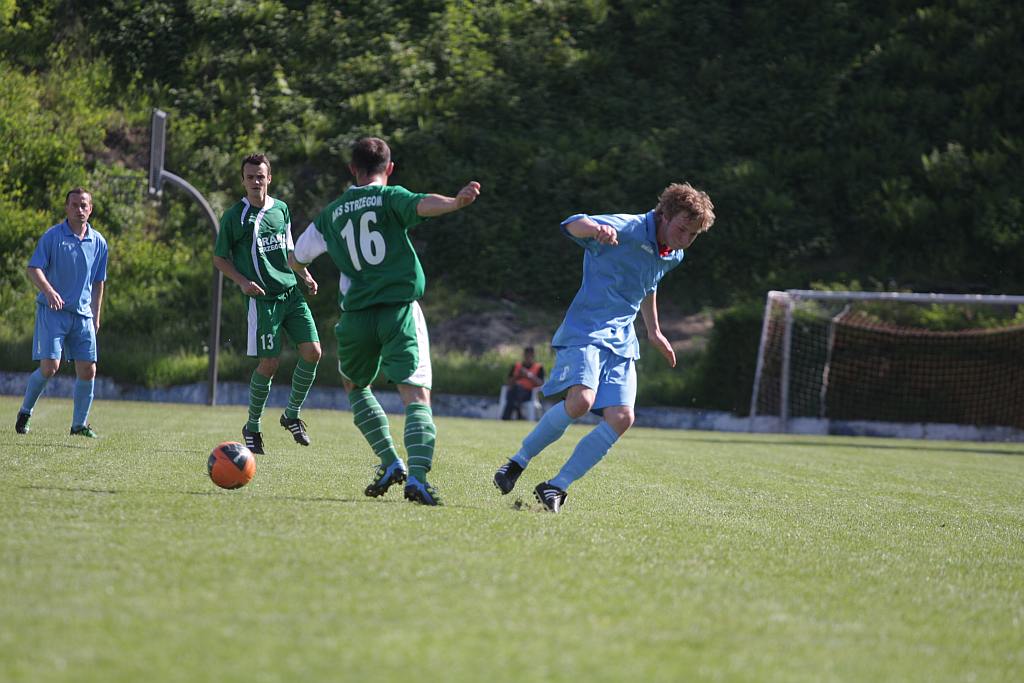 KS Konfeks Legnica - AKS Strzegom