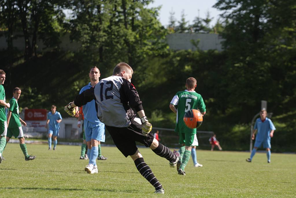 KS Konfeks Legnica - AKS Strzegom