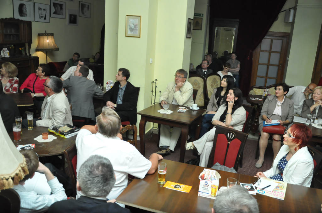 W Modjeskiej debatowali o miejskich drogach