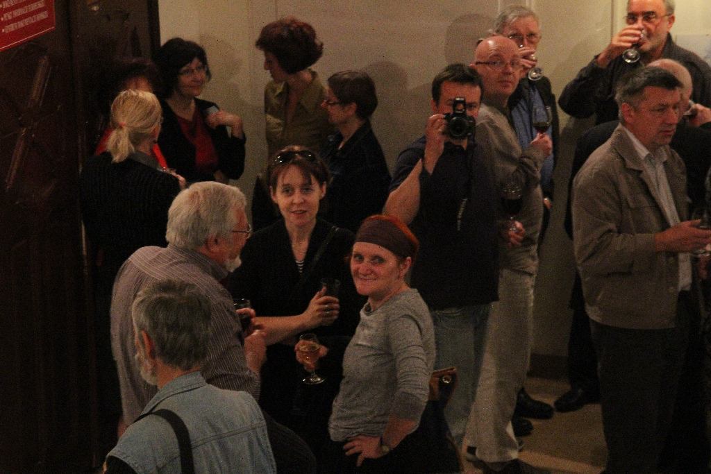 Satyrykon: Pociągi i stacje kolejowe