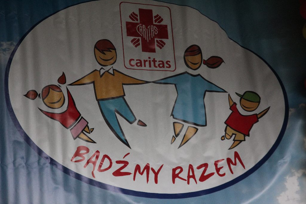 Dzieci z legnickich szkół świętują