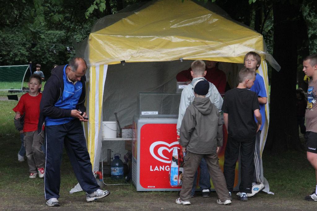 Dzieci z legnickich szkół świętują