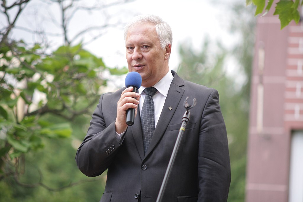 SATYRYKON 2012 cz1