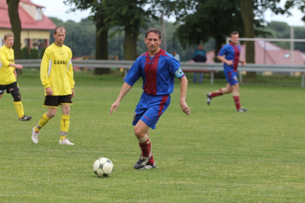 KS Legnickie Pole - Iskra II 10:2