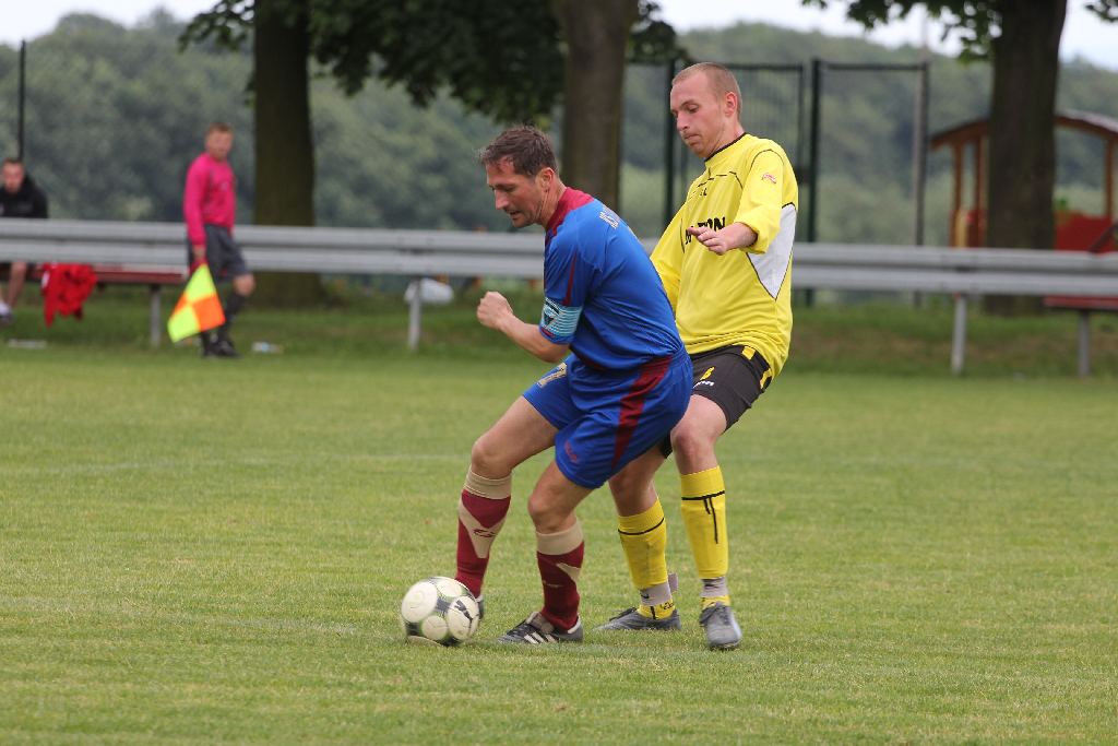 KS Legnickie Pole - Iskra II 10:2