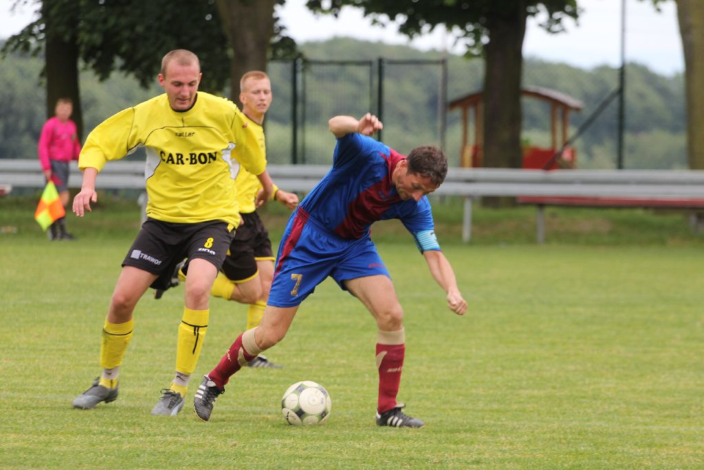 KS Legnickie Pole - Iskra II 10:2