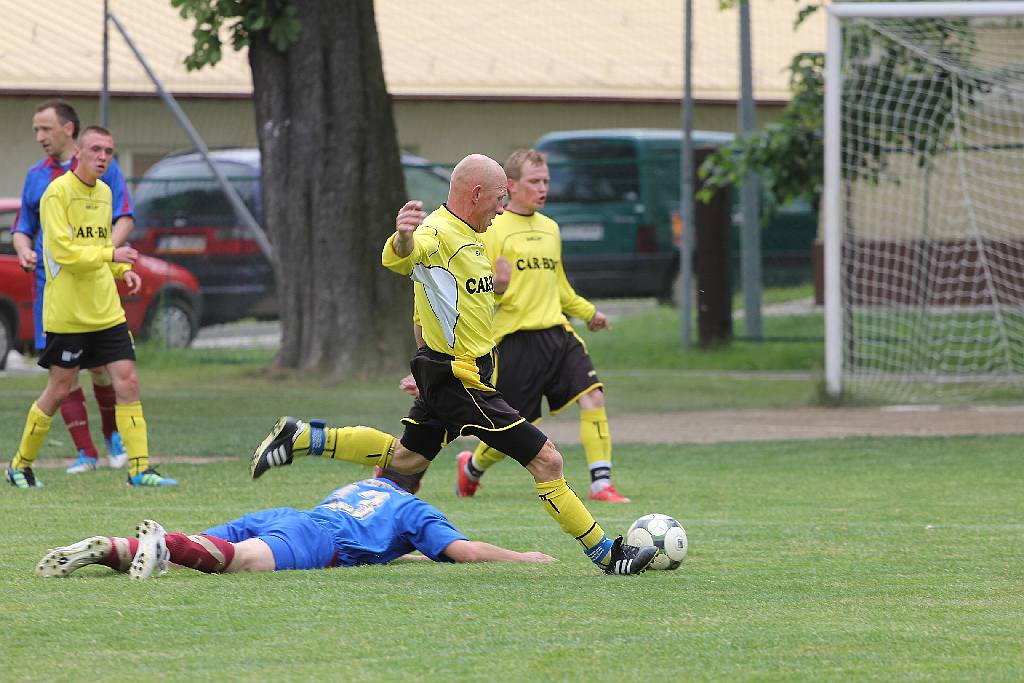 KS Legnickie Pole - Iskra II 10:2