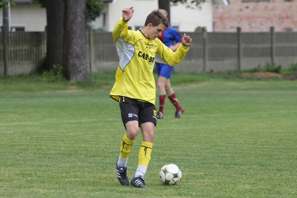 KS Legnickie Pole - Iskra II 10:2