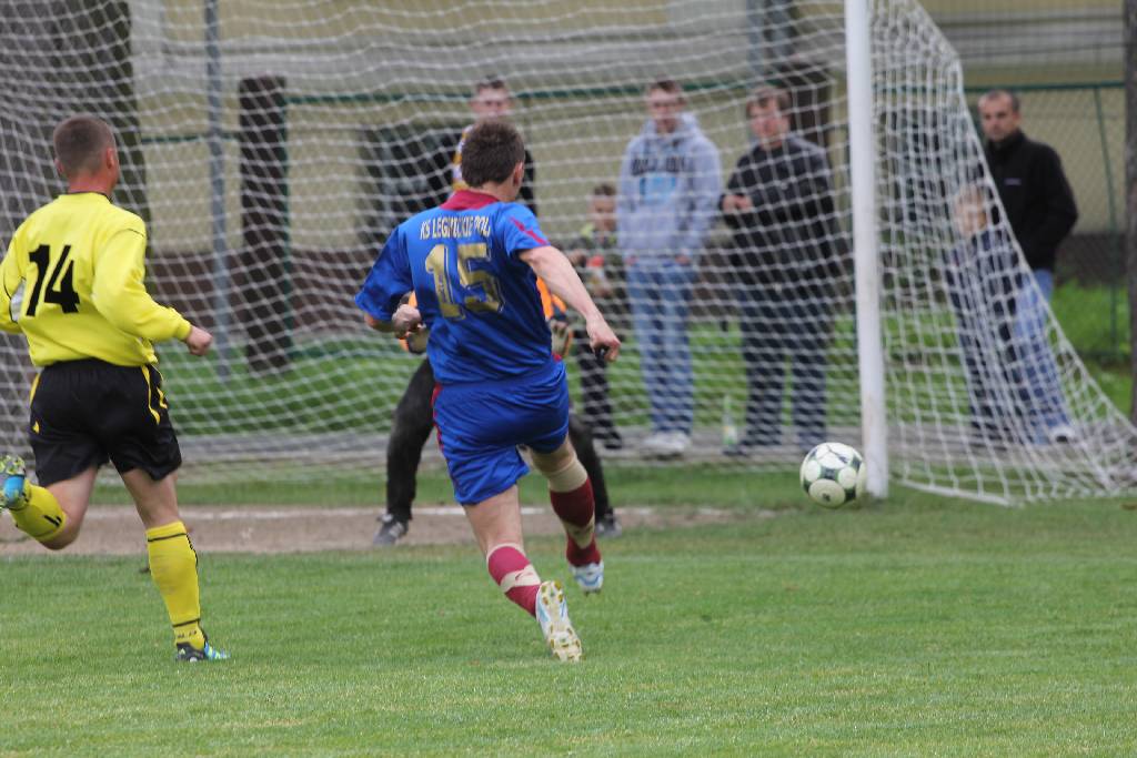 KS Legnickie Pole - Iskra II 10:2
