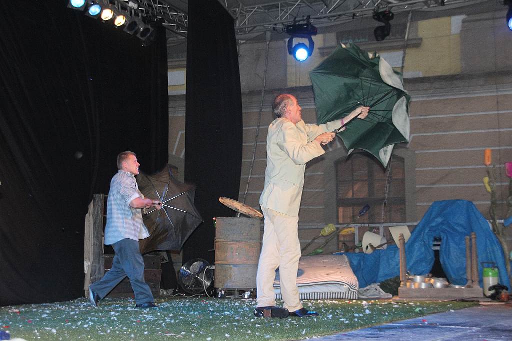 Akrobatyczny show - Casa Dolce Casa