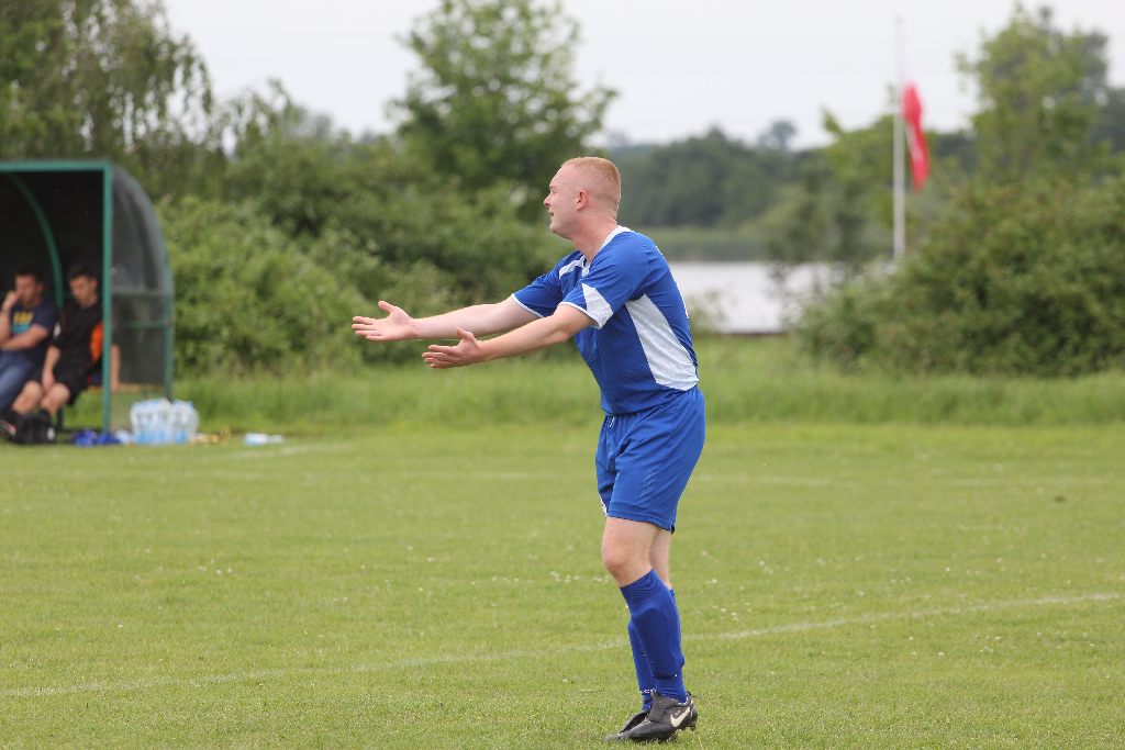 Mewa - Chrobry II 0:0