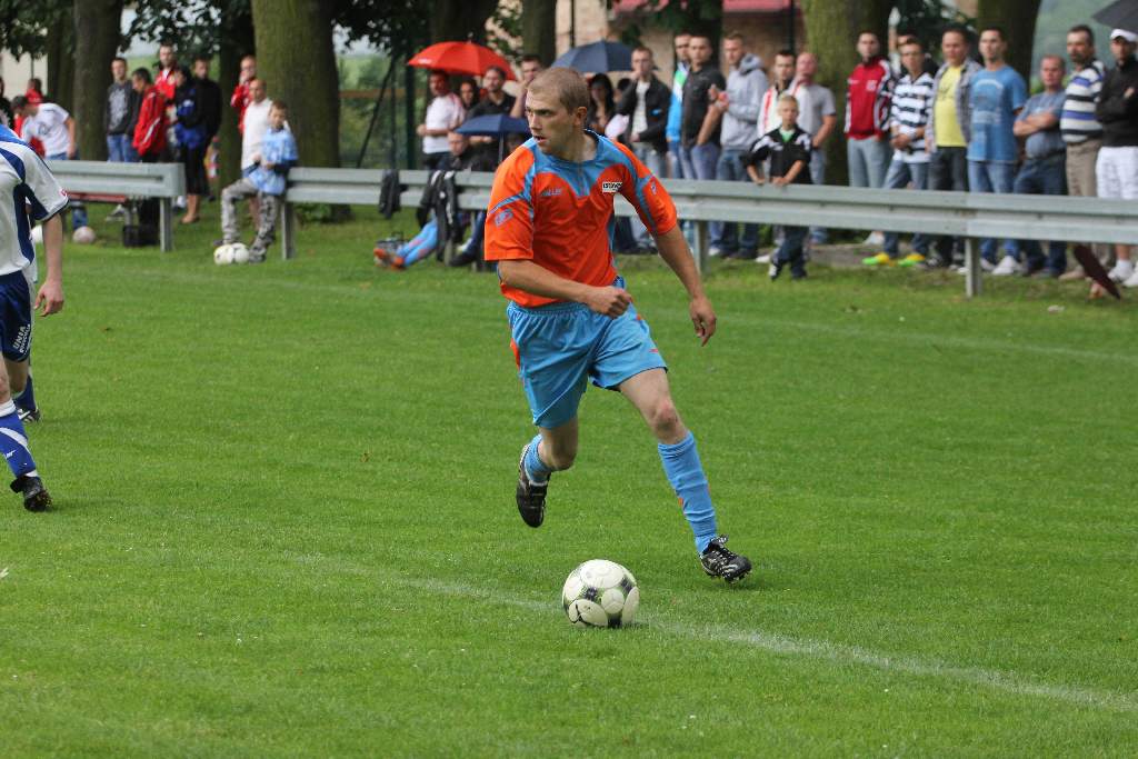KS Legnickie Pole - Unia 2:2