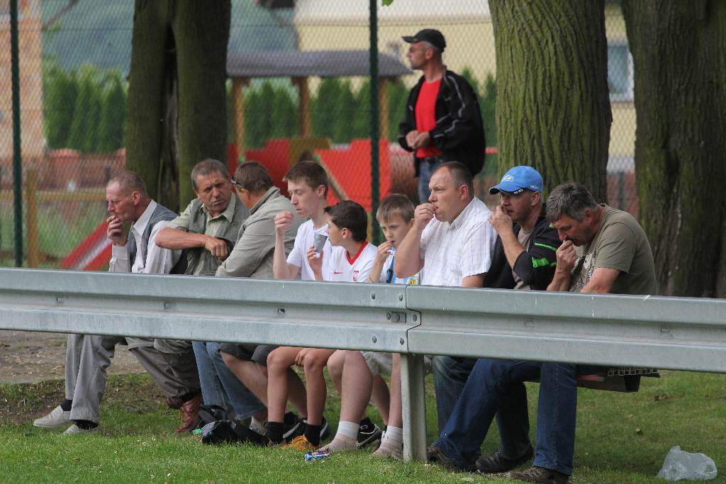 KS Legnickie Pole - Unia 2:2