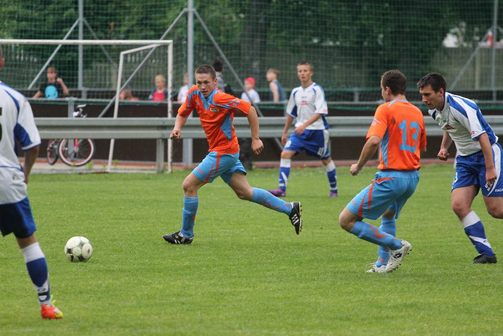 KS Legnickie Pole - Unia 2:2