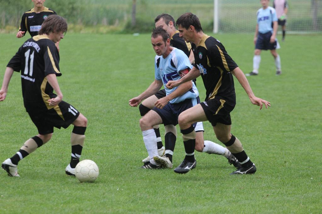 Błękitni - KS II Polkowice 2:7
