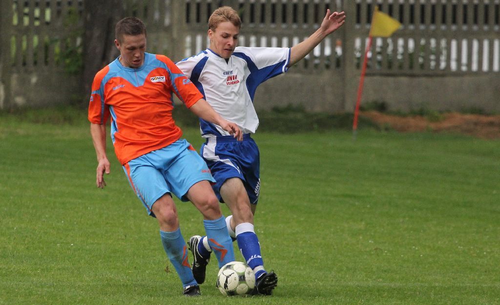 KS Legnickie Pole - Unia 2:2