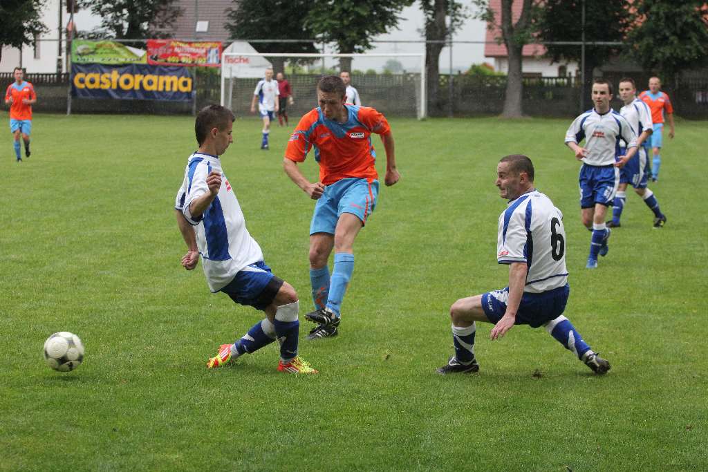 KS Legnickie Pole - Unia 2:2