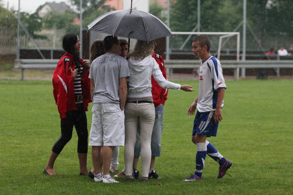 KS Legnickie Pole - Unia 2:2