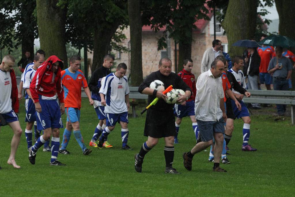 KS Legnickie Pole - Unia 2:2