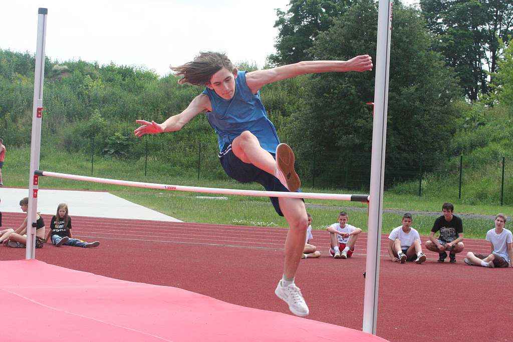 Zawody lekkoatletyczne w parku