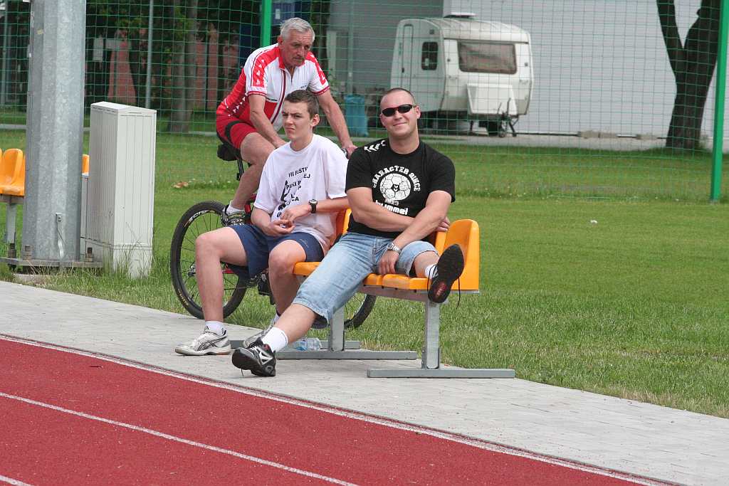 Zawody lekkoatletyczne w parku