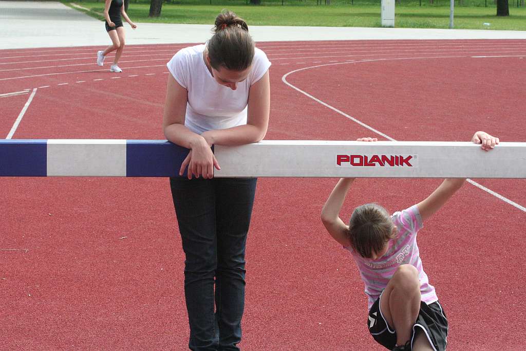 Zawody lekkoatletyczne w parku