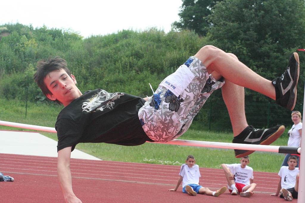 Zawody lekkoatletyczne w parku