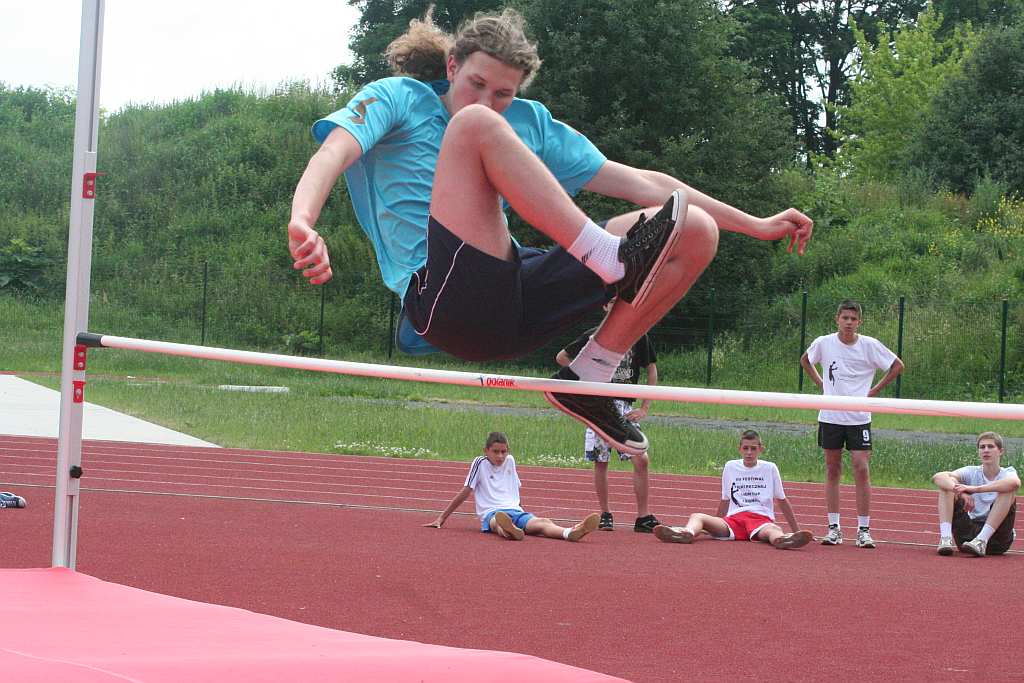 Zawody lekkoatletyczne w parku