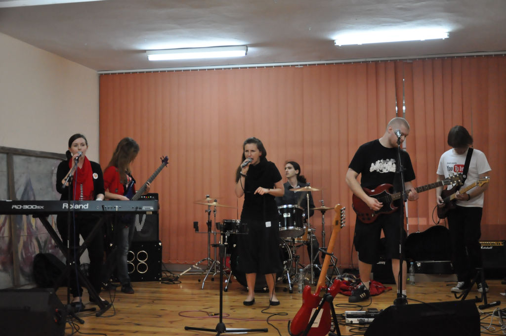 Koncert charytatywny w ZSO nr 2 w Legnicy