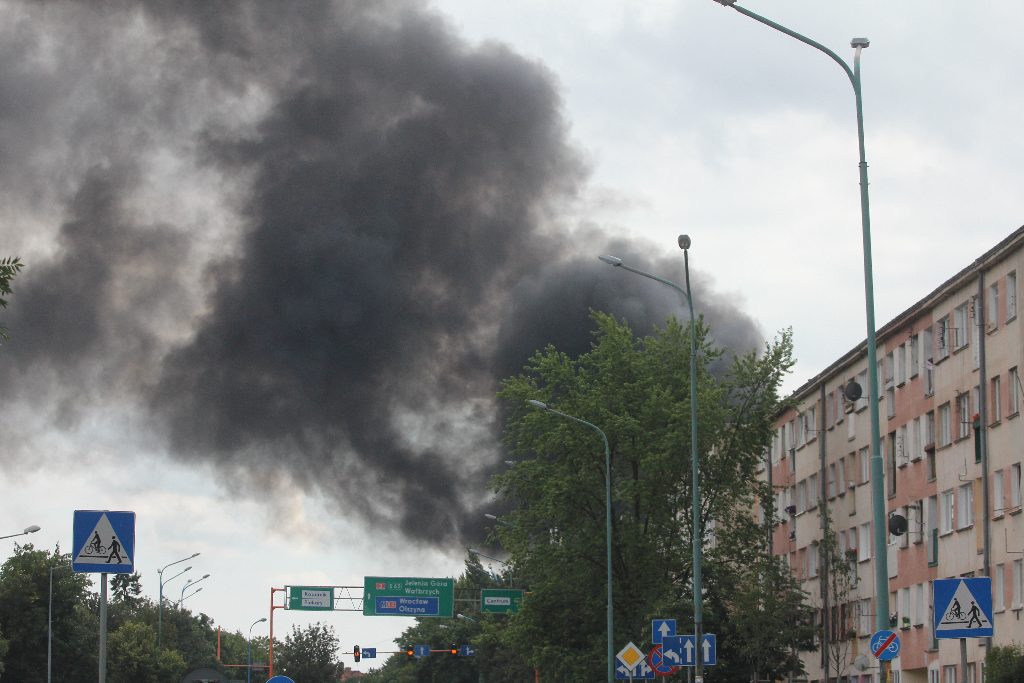 Spłonęła była baza PKS cz1