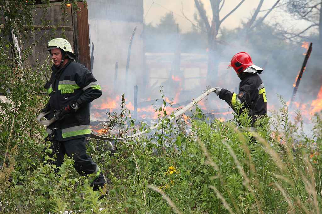 Spłonęła była baza PKS cz1