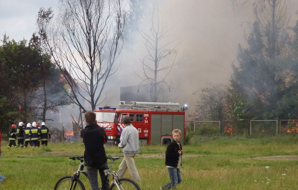 Spłonęła była baza PKS cz2