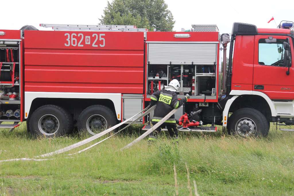 Spłonęła była baza PKS cz1