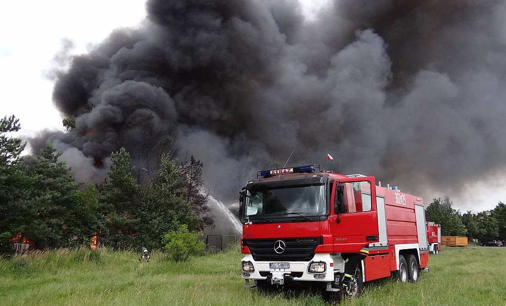 Spłonęła była baza PKS cz3