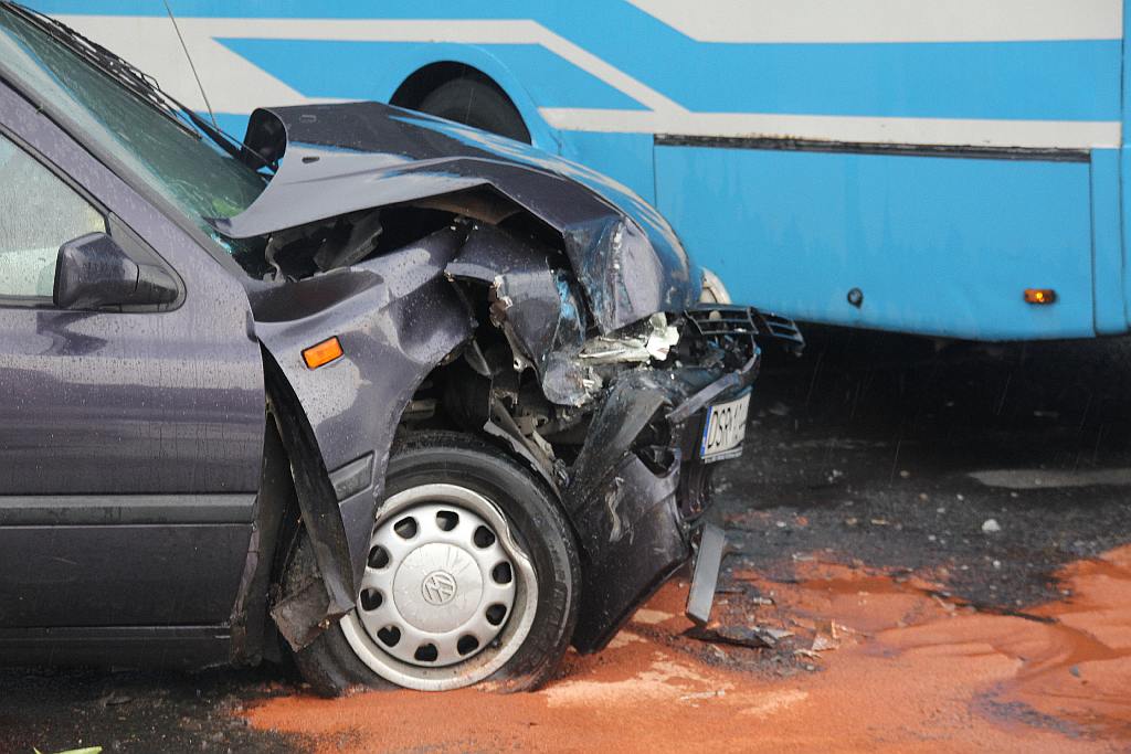 Wypadek z udziałem autobusu MPK