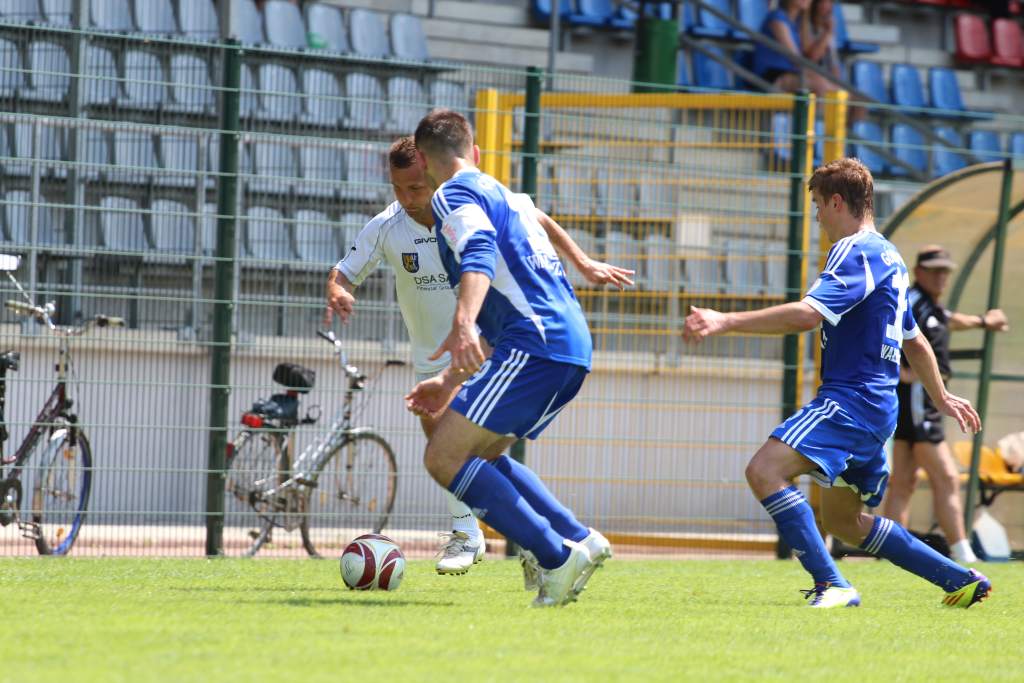 Miedź Legnica - PWSZ Górnik Wałbrzych 3:3