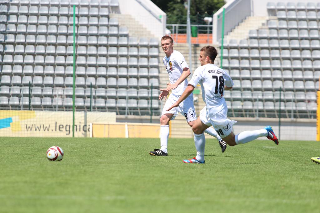 Miedź Legnica - PWSZ Górnik Wałbrzych 3:3