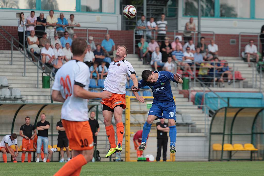 Miedź Legnica - Chrobry Głogów 2:2