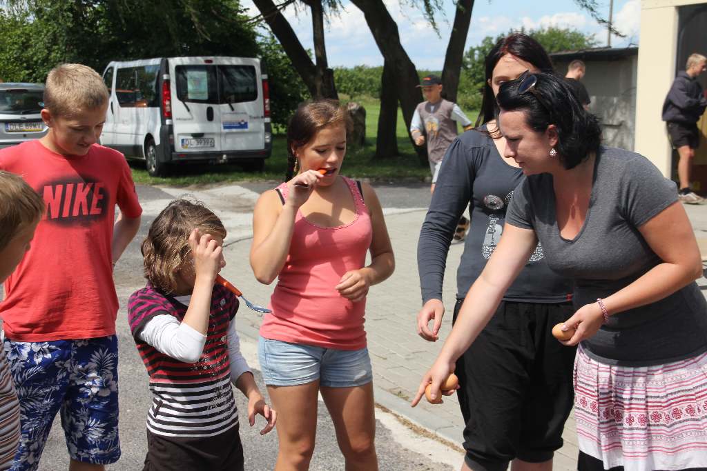 Zaprosili przyjaciół do wspólnej zabawy