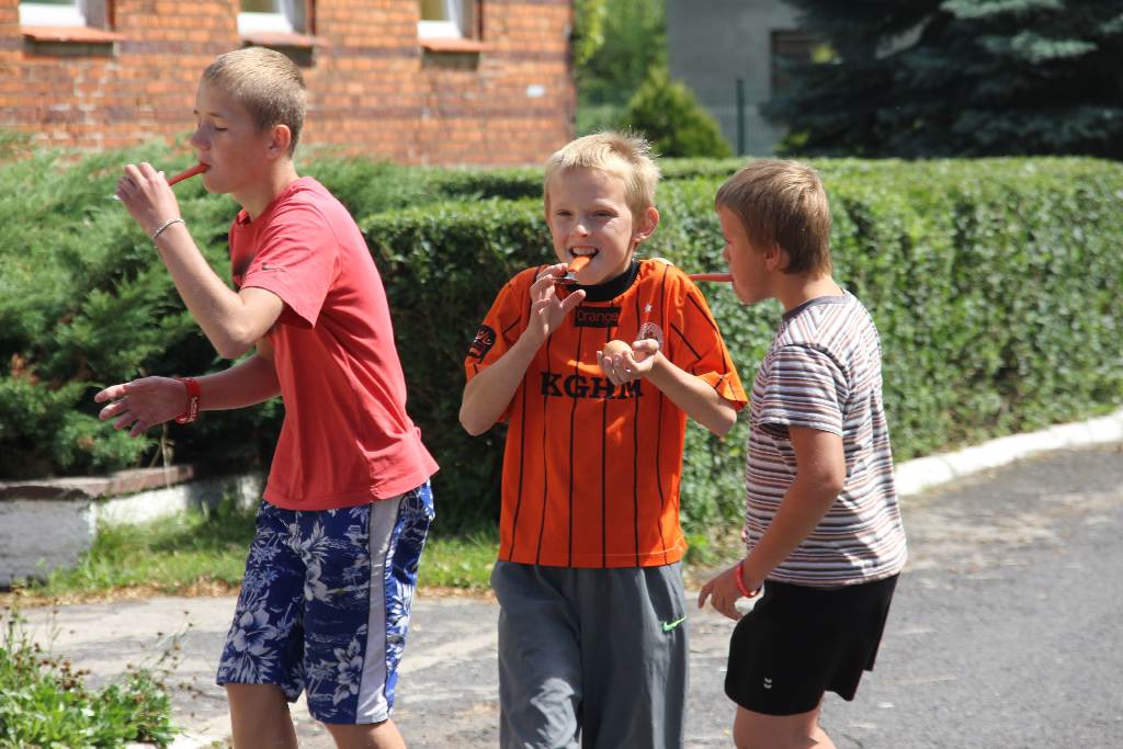 Zaprosili przyjaciół do wspólnej zabawy