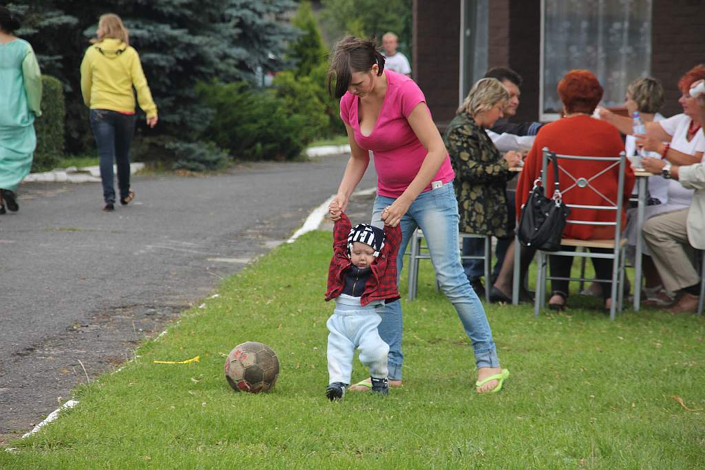 Zaprosili przyjaciół do wspólnej zabawy