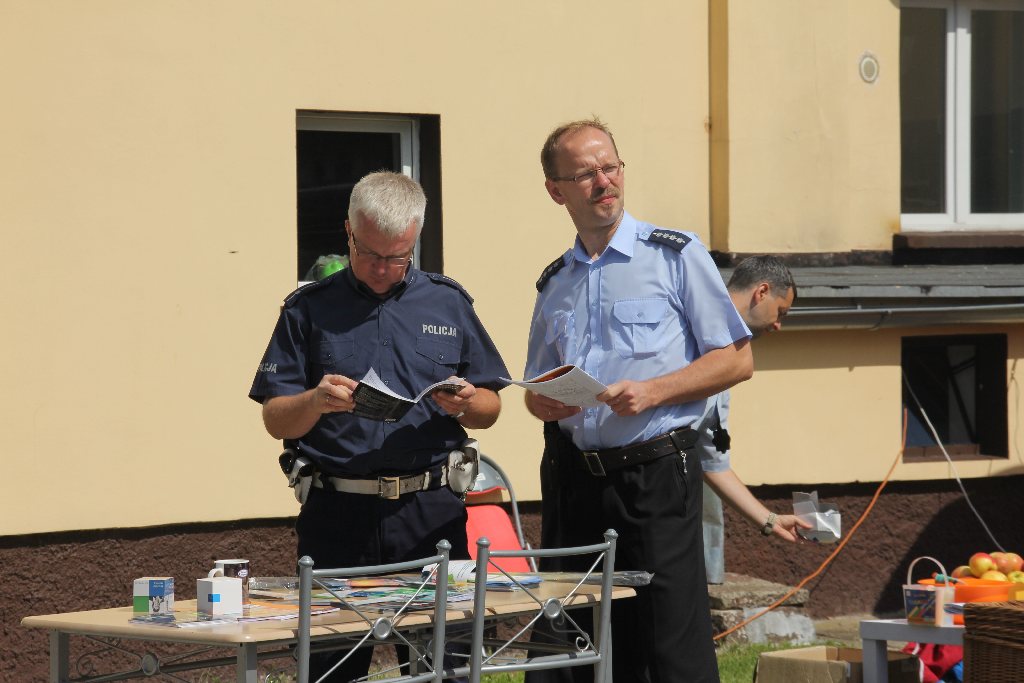 Zaprosili przyjaciół do wspólnej zabawy