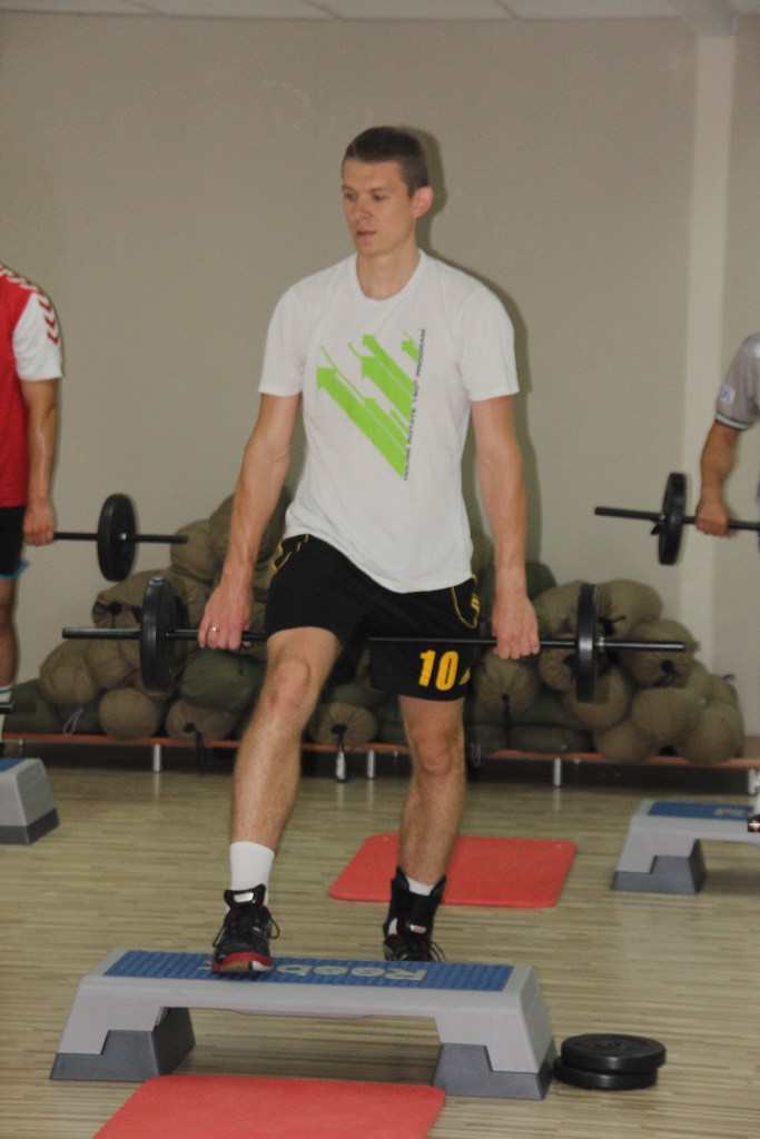 Szczypiorniści Siódemki Miedź w sali fitness