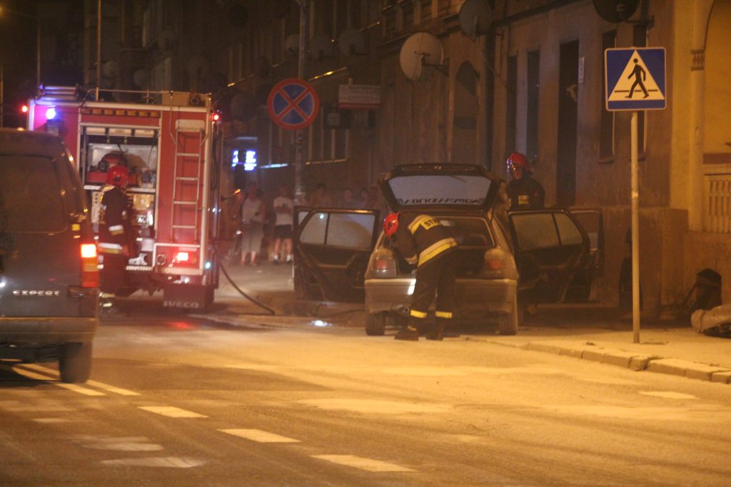 Płonęło auto na ul. Jaworzyńskiej