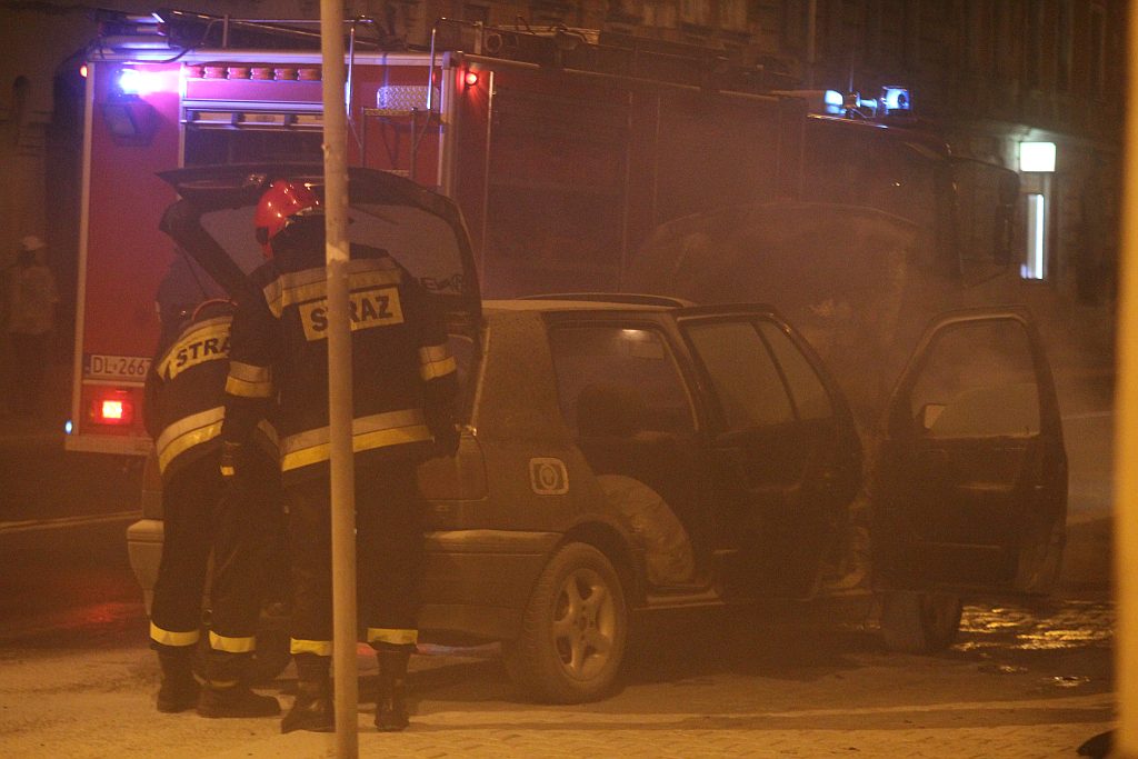 Płonęło auto na ul. Jaworzyńskiej
