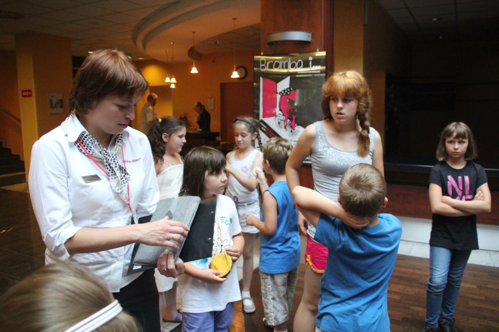 Dzieci z półkolonii w Qubusie