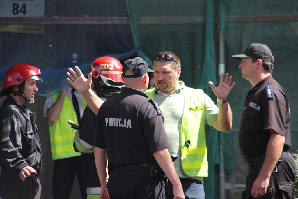 Granat na strychu kamienicy! Lokatorzy ewakuowani