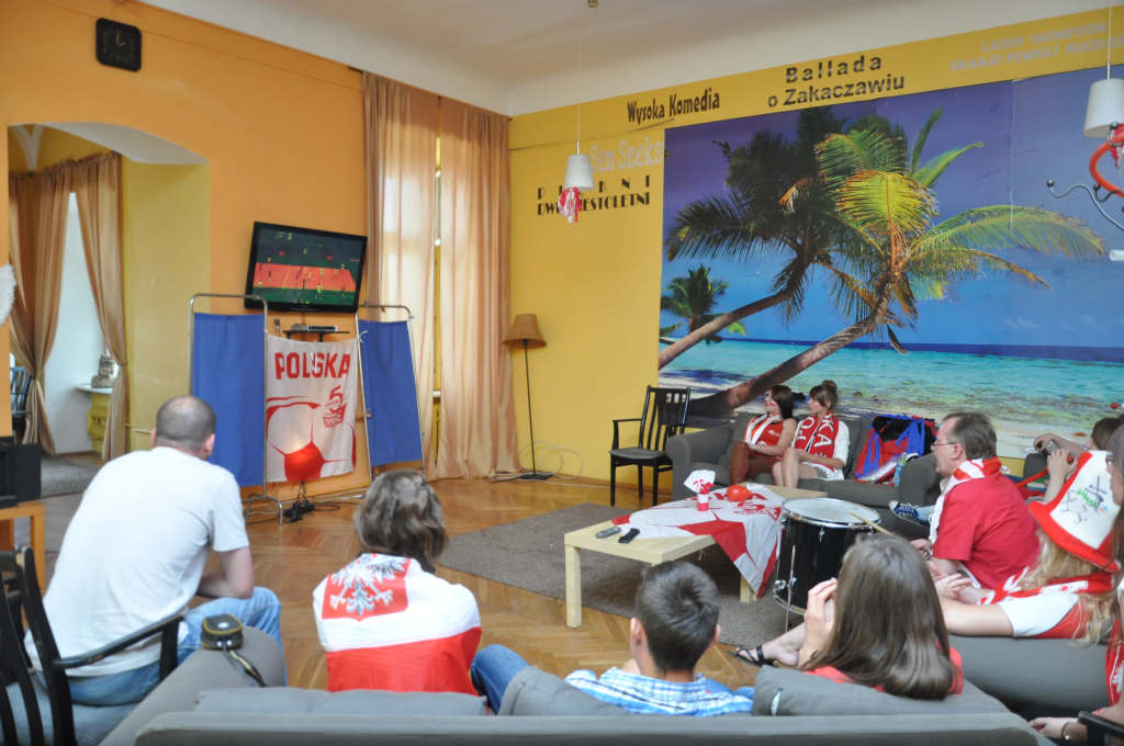 Uczestnicy Lata w Teatrze kibicowali polskim siatkarzom