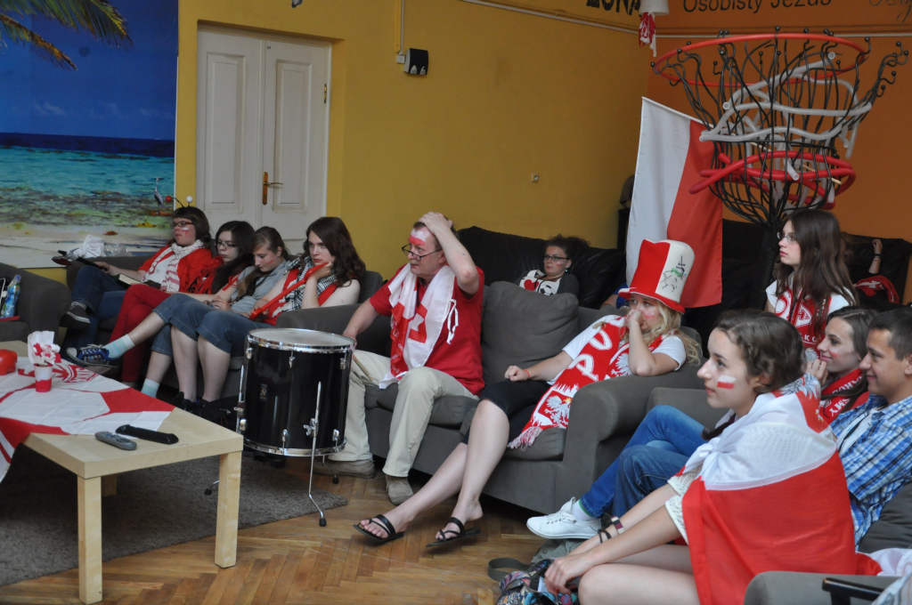 Uczestnicy Lata w Teatrze kibicowali polskim siatkarzom